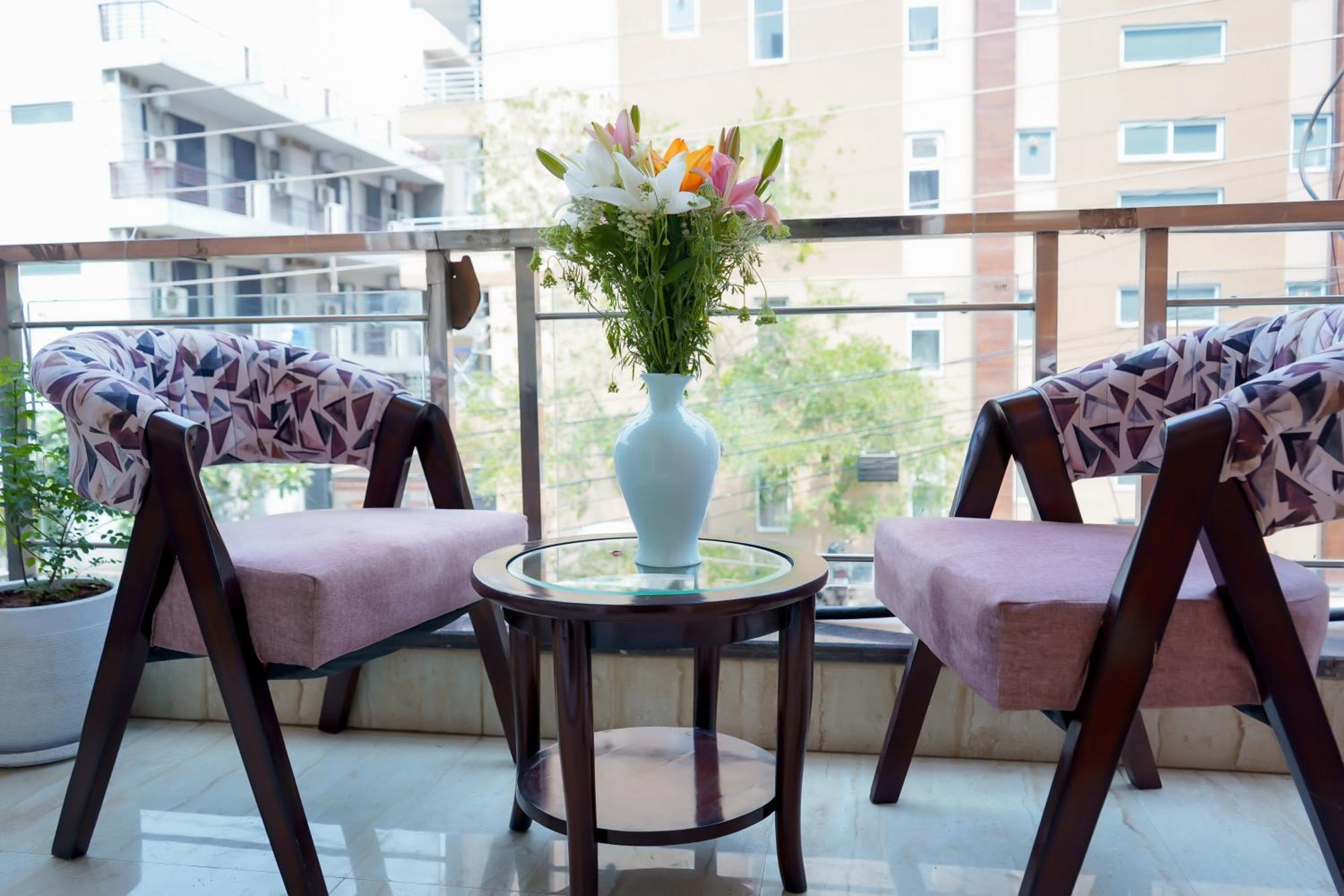 גורגאון Hotel The Luxe 18 - Golf Course Road מראה חיצוני תמונה